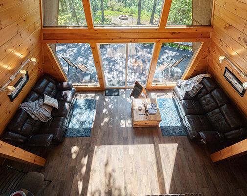living-area-at-the-sunrise-cabin