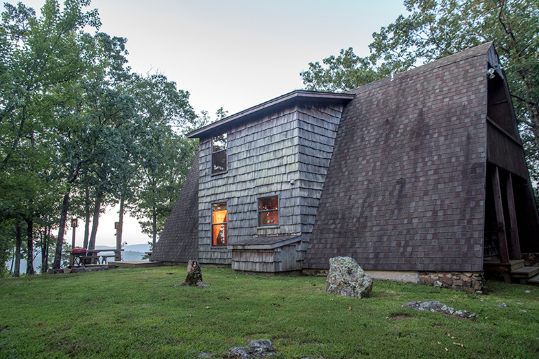 Sunrise Cabin Rental • Peckerwood Knob Cabins in Oklahoma